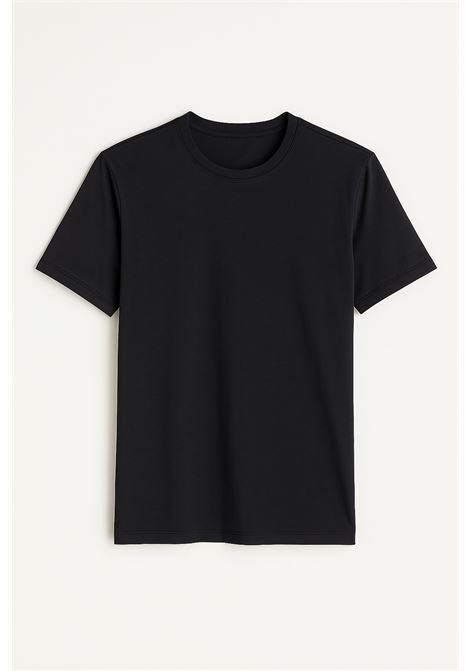 A deep black Ice cotton T-shirt that is essential and refined, ideal for a modern urban look. ALPHA STUDIO |  | AU-1330C1002